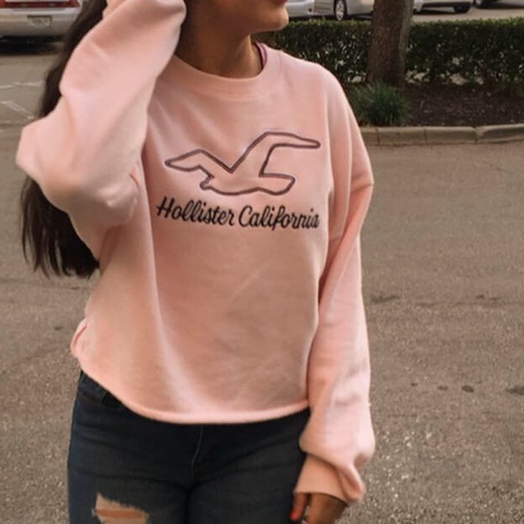 Girls Crewneck Sweatshirt from Hollister - Picture 1 of 4